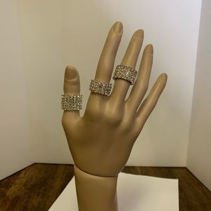 W- One Size Fits All CZ Diamond Stretch